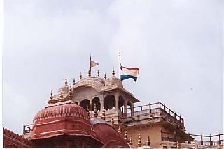 ��׼ެ�{���E�ݏ�A�̈�A���������Ă���