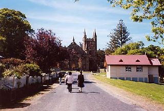 ����̉��i