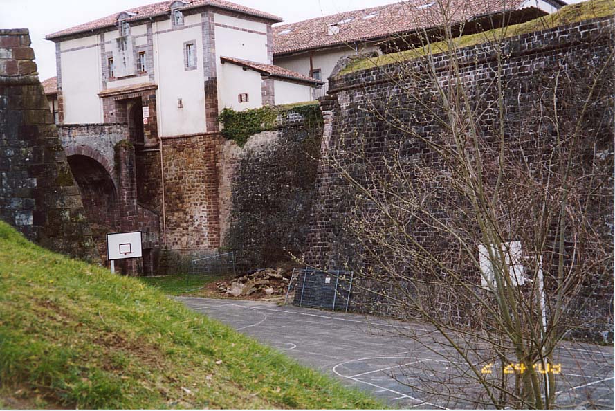 �o�X�P�b�g�{�[���̃R�[�g