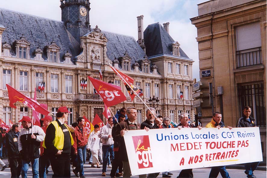 �f���s�i�A�オ�s����