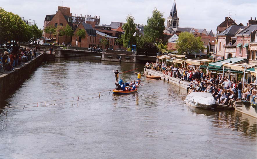 �{�[�g�ŁE�R�n��