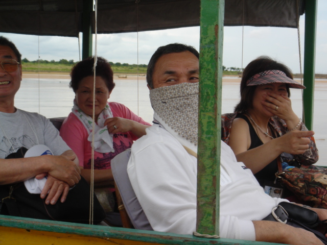 ���ȃ}�X�N