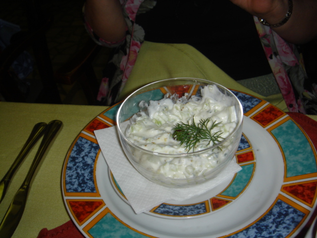 �L���E���ƃ��[�O���g�̃T���_